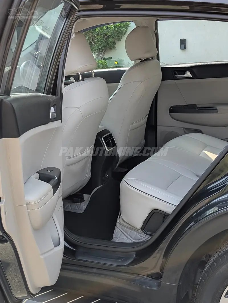 Kia Sportage L 2022 FWD