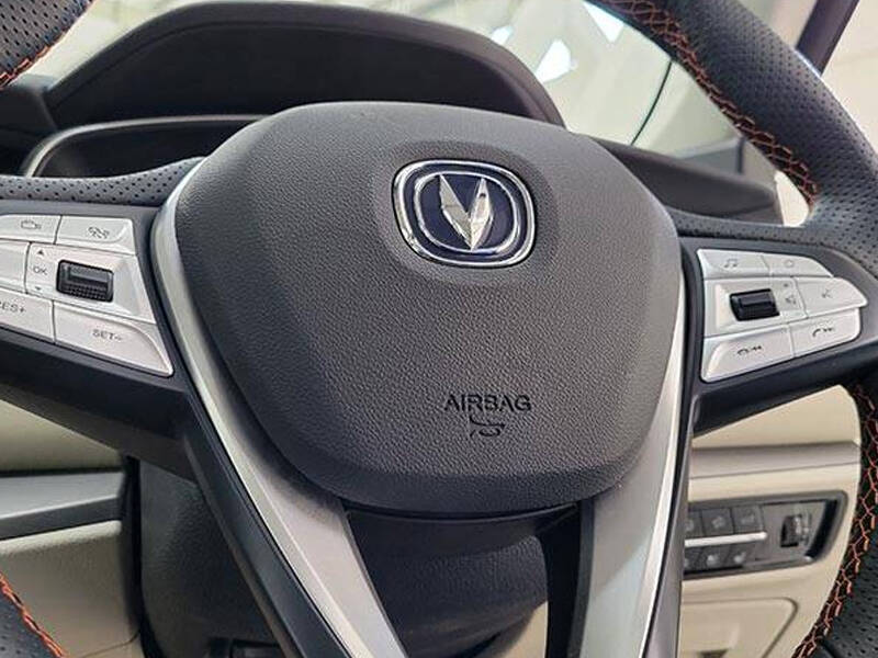 Changan Oshan X7 FutureSense Changan Oshan X7 FutureSense