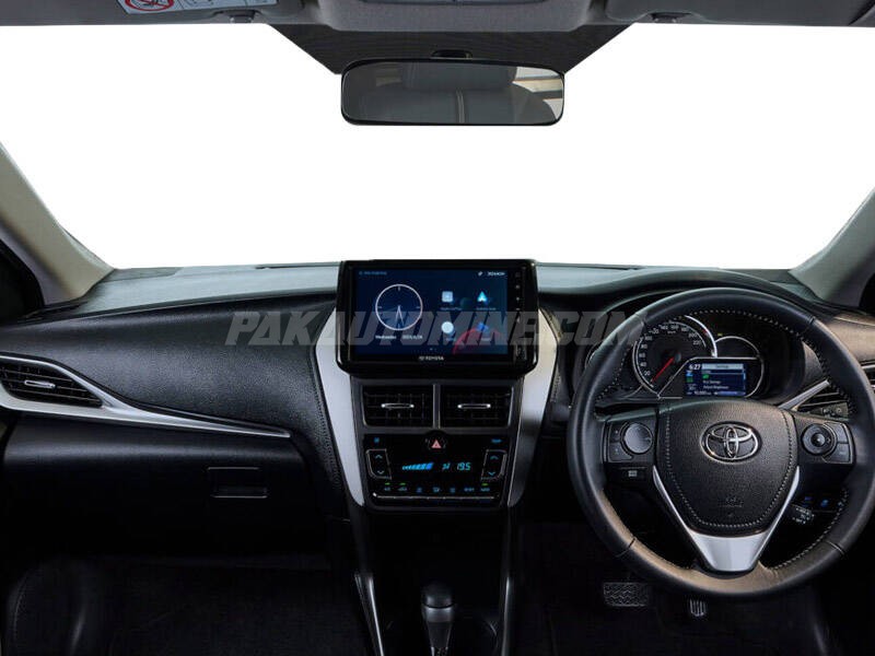 Toyota Yaris AERO CVT 1.5 Toyota Yaris AERO CVT 1.5