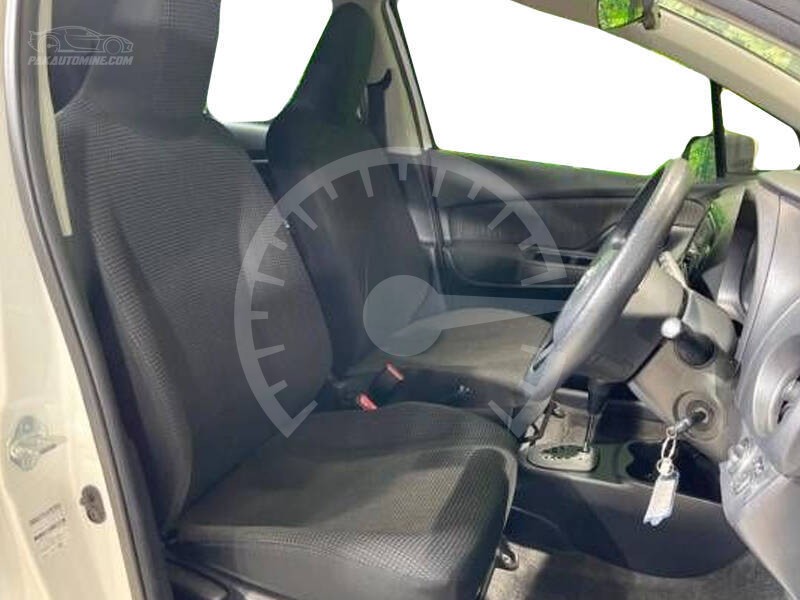 Toyota Vitz 3rd (XP130) Generation (2nd Facelift) F Safety 1.0 Toyota Vitz 3rd (XP130) Generation (2nd Facelift) F Safety 1.0