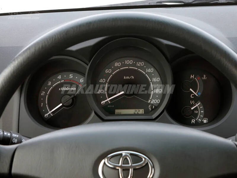Toyota Hilux 7th (AN10) Generation (Local) Invincible X (2009 - 2016) Toyota Hilux 7th (AN10) Generation (Local) Invincible X (2009 - 2016)