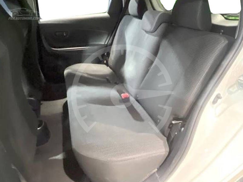 Toyota Vitz 3rd (XP130) Generation (2nd Facelift) U 1.3 Toyota Vitz 3rd (XP130) Generation (2nd Facelift) U 1.3