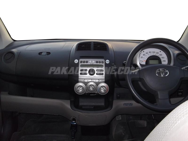 Toyota Passo 1st (AC10) Generation X 1.3 Toyota Passo 1st (AC10) Generation X 1.3